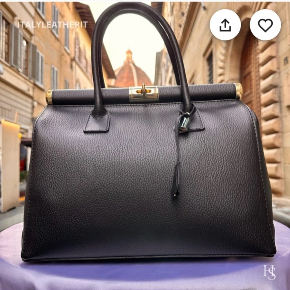 Elegant Black Leather Handbag